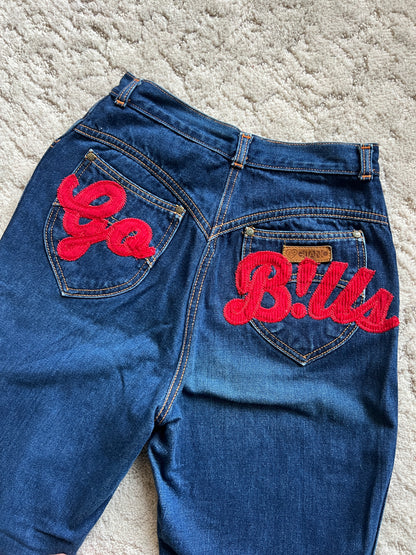 Waist:26 Inseam:31.5 Hip:37 Rise:11